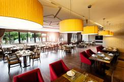 TUSAN BEACH RESORT Restaurants